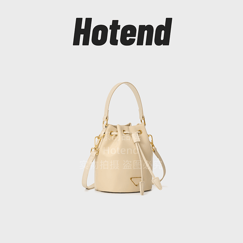 Small Bucket Bag milky white